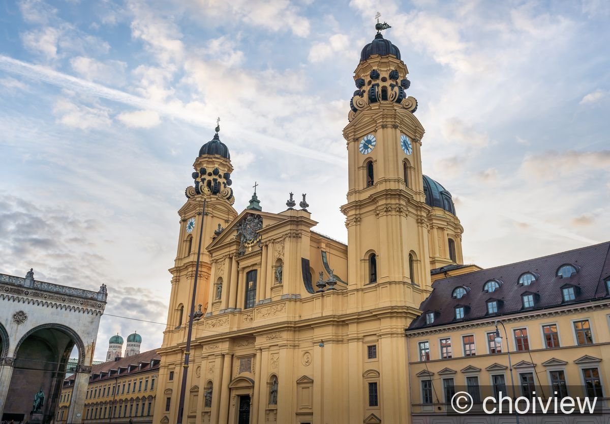 choiview munich theatinerkirche