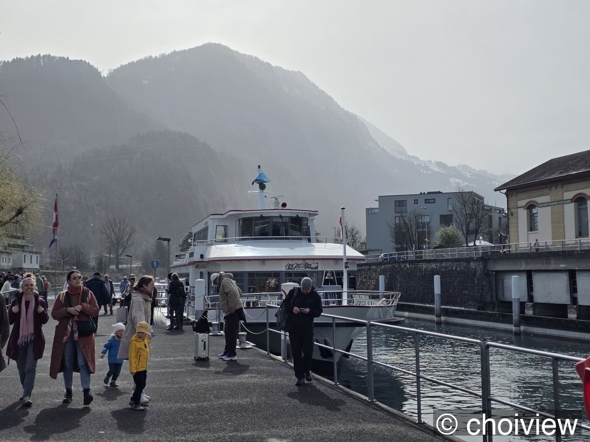 스위스 대자연을 가로지른 하루 — 취리히에서 인터라켄, 뮈렌을 거쳐 이탈리아 도모도솔라까지 인터라켄