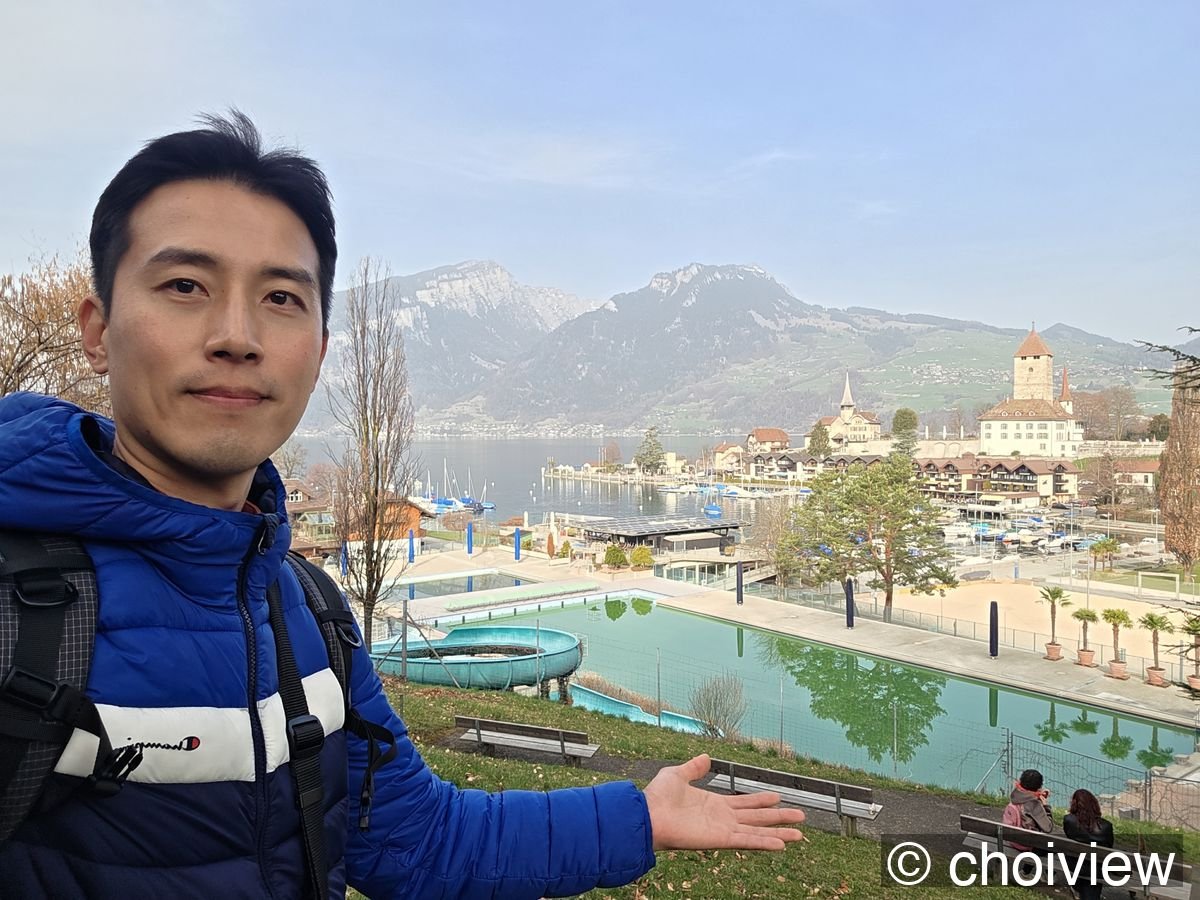 스위스 대자연을 가로지른 하루 — 취리히에서 인터라켄, 뮈렌을 거쳐 이탈리아 도모도솔라까지 스피츠 Spiez