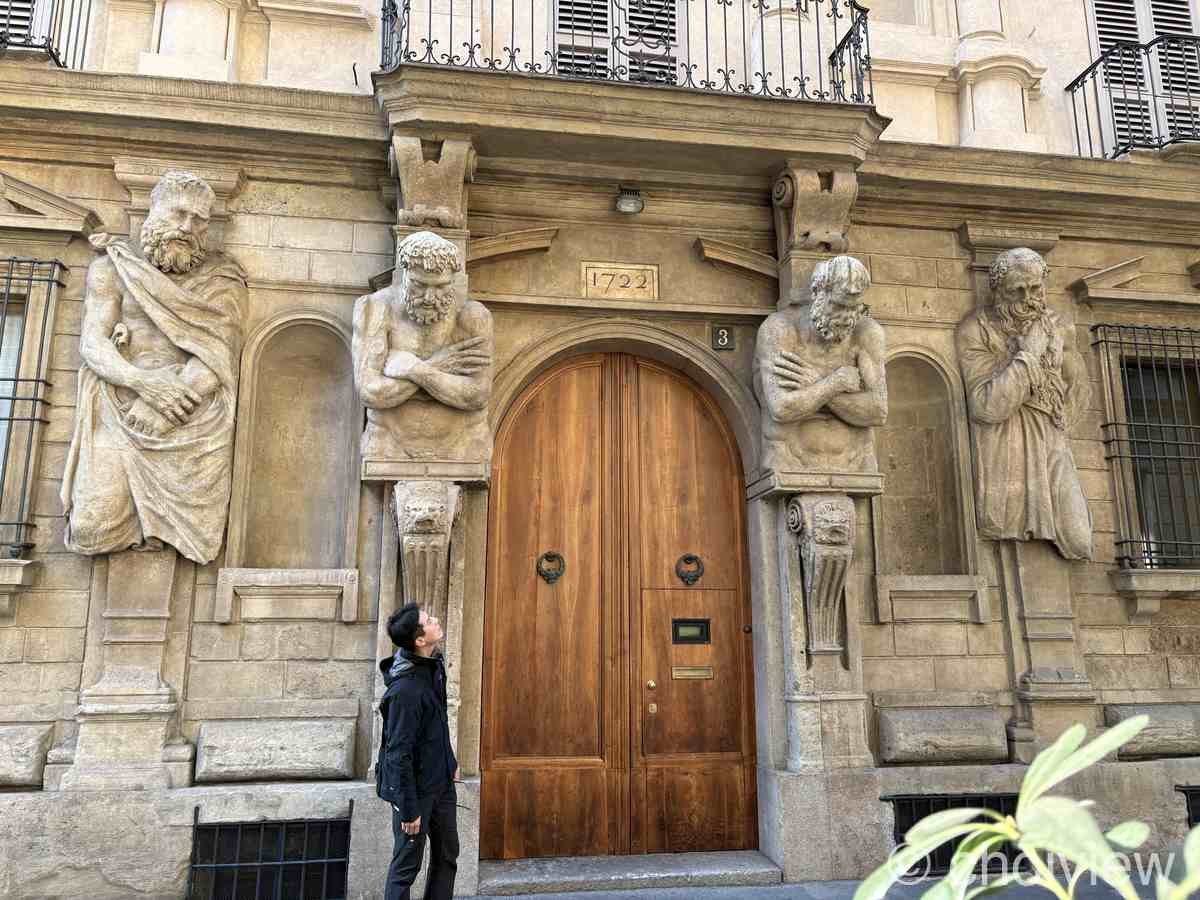 거인들이 지키는 집 2