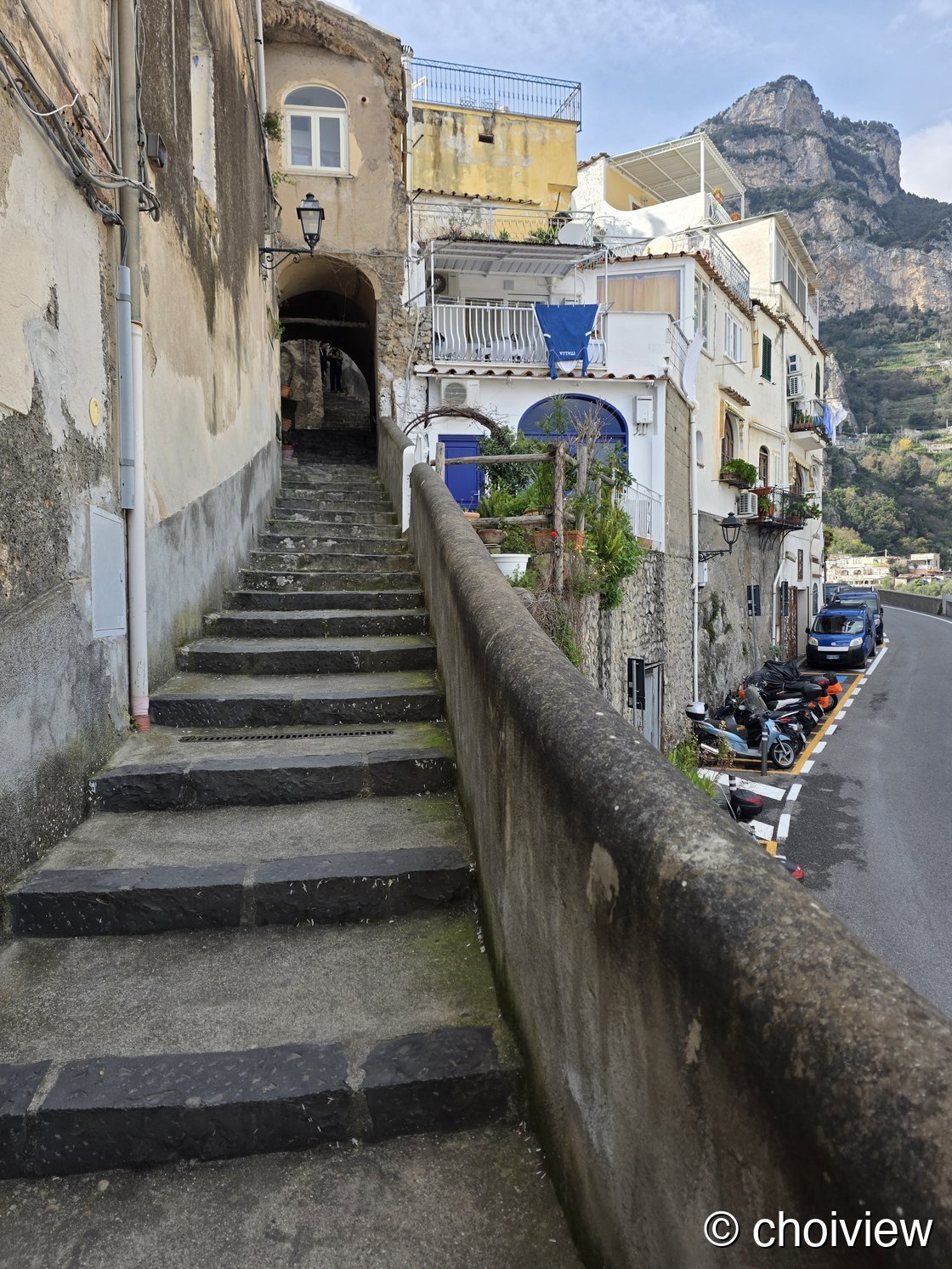 소렌토에서 포시타노까지 — 절벽 위의 마을을 찾아서 포시타노 해변에서 바라본 풍경